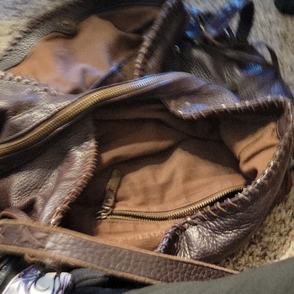 STS Ranchwear Dark Brown Leather Shoulder Bag with Brass Studs - Picture 5 of 5